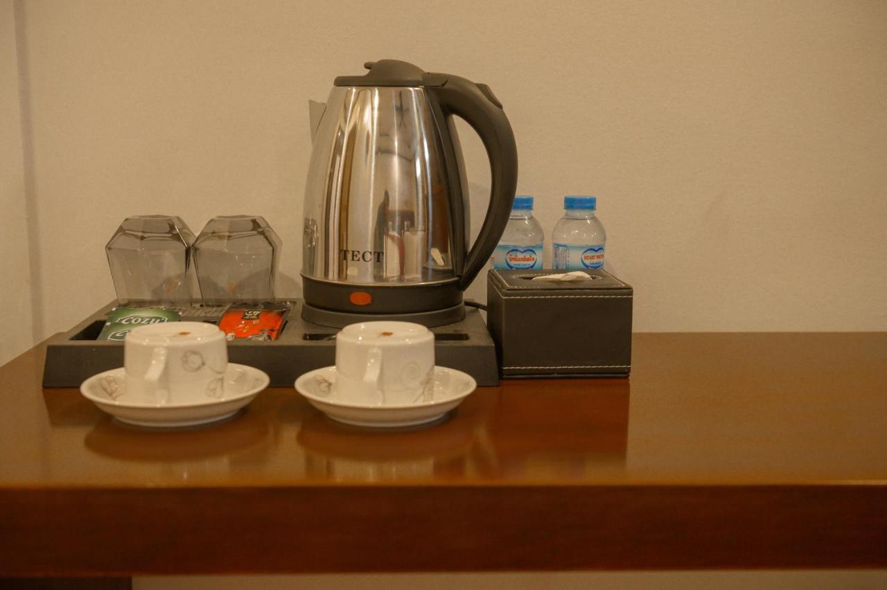 Lux Hotel Луанг Прабанг Екстериор снимка