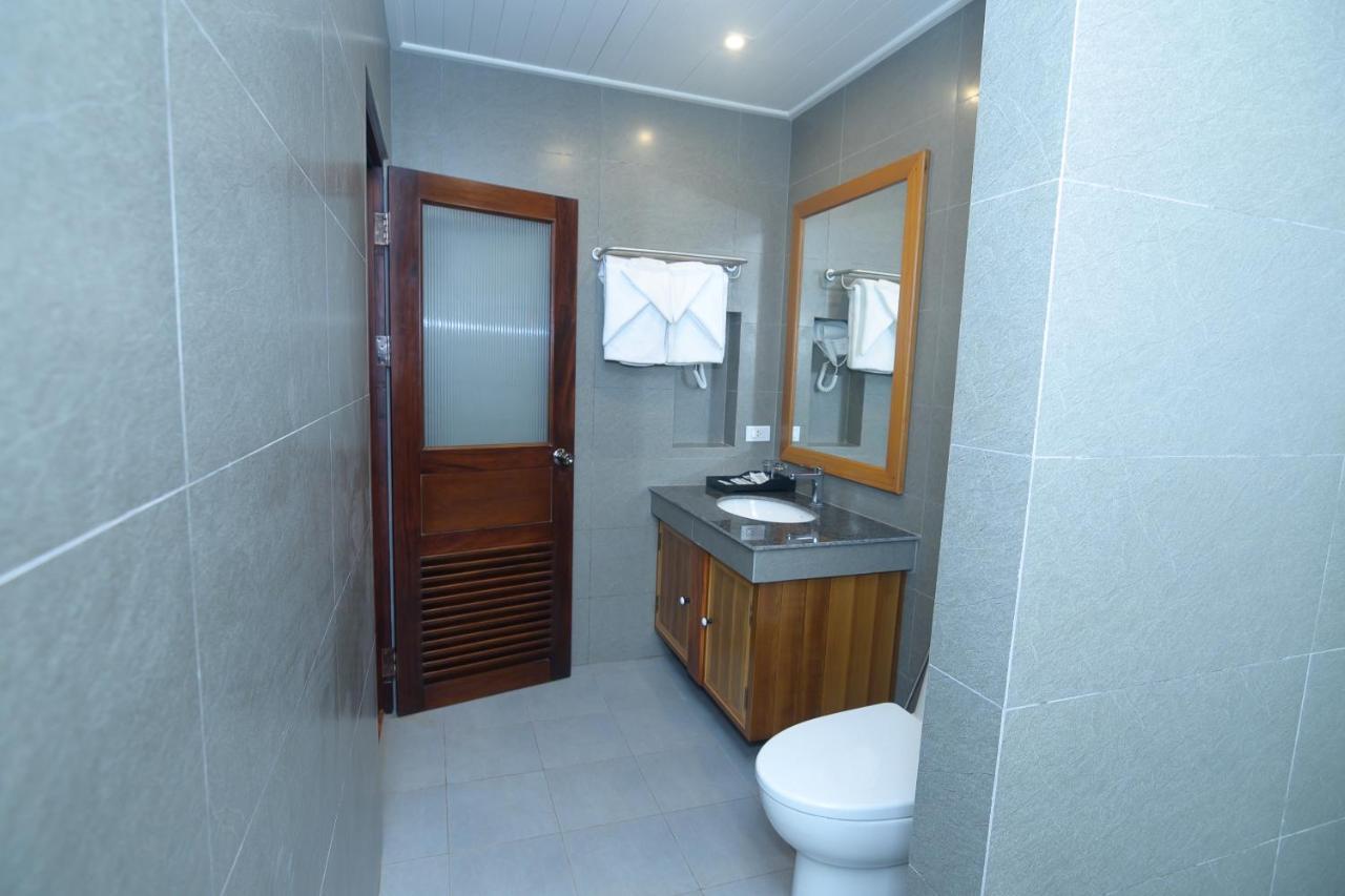 Lux Hotel Луанг Прабанг Екстериор снимка