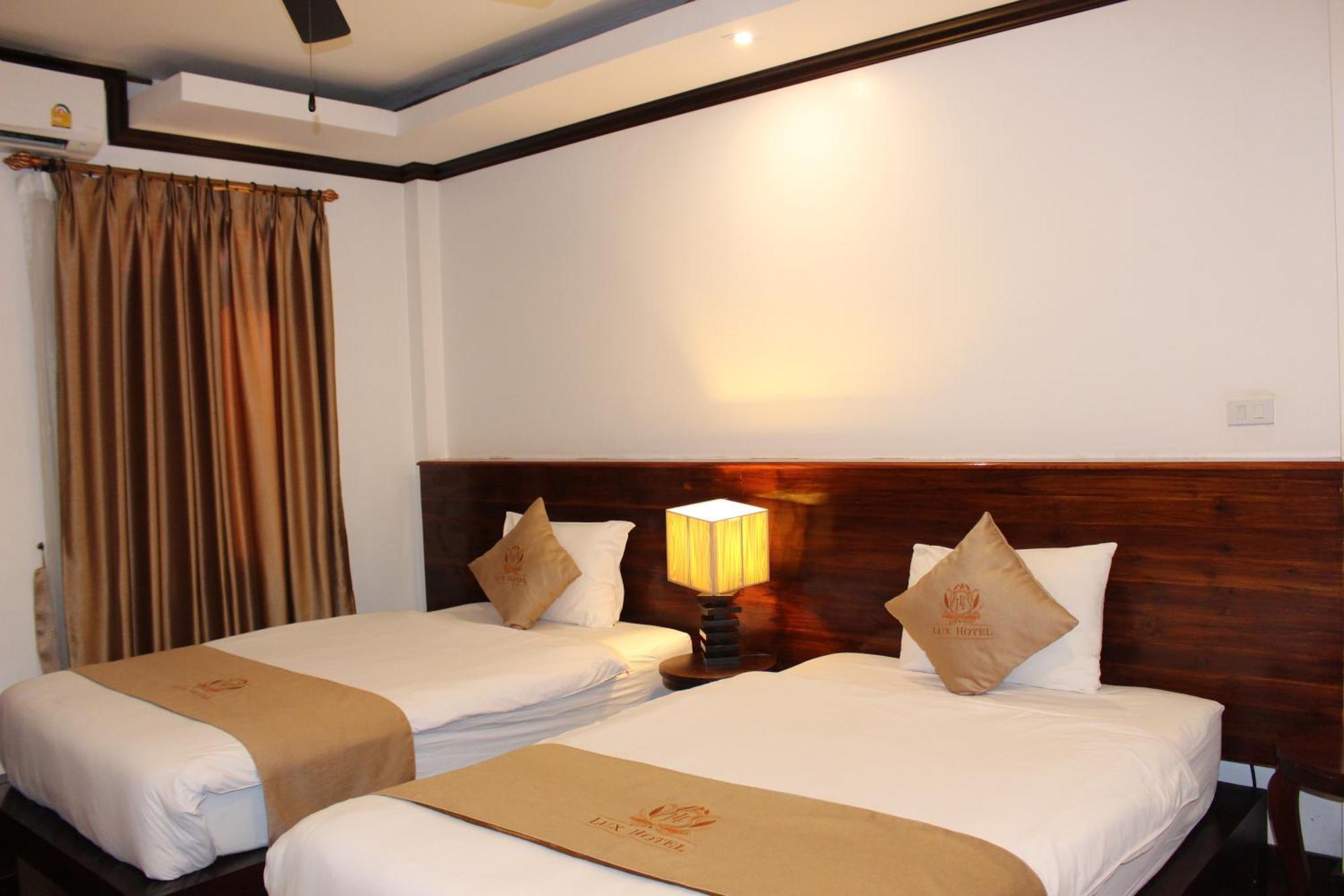 Lux Hotel Луанг Прабанг Екстериор снимка